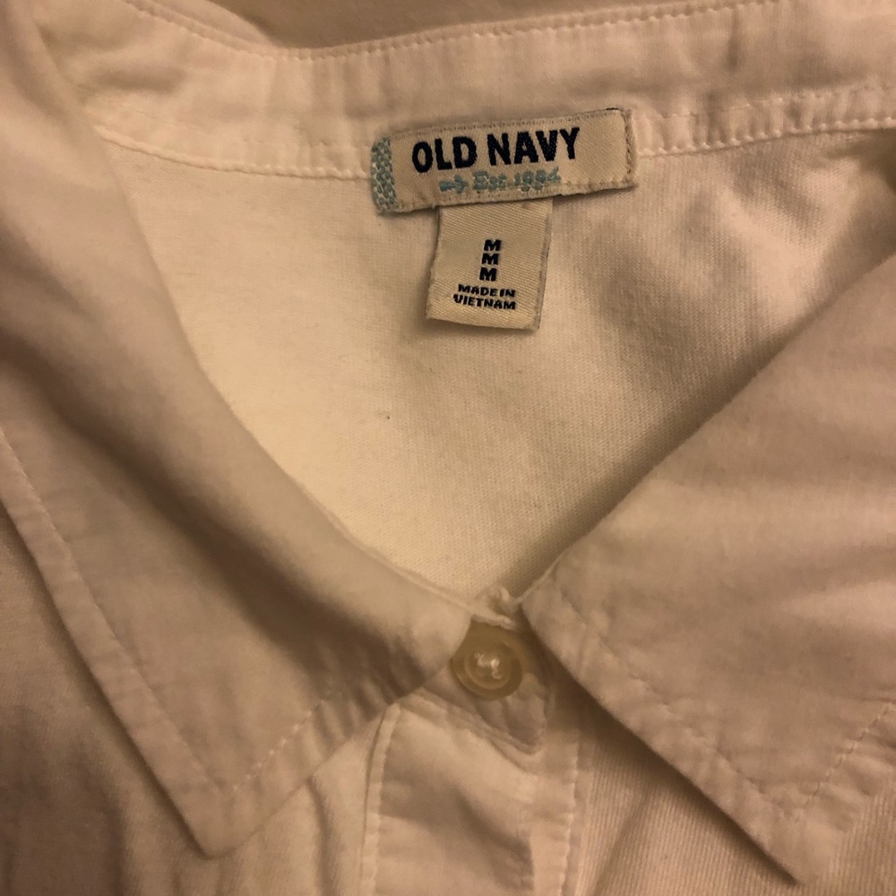 Shirt large will fit med also